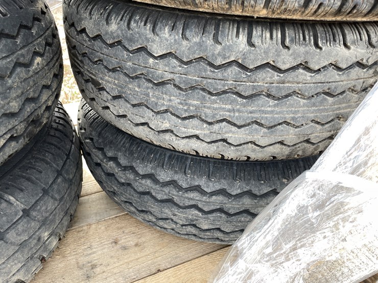 #10702-•-(8)-14.5"-trailer-house-tires-on-rims-image-11