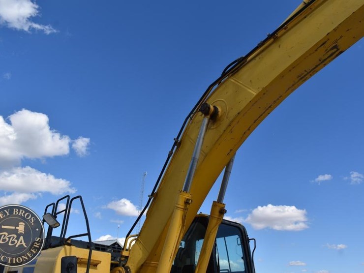 2013-komatsu-pc360-lc-10-image-33