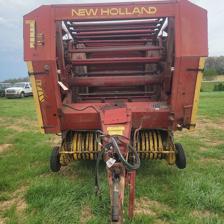 NEW HOLLAND 853