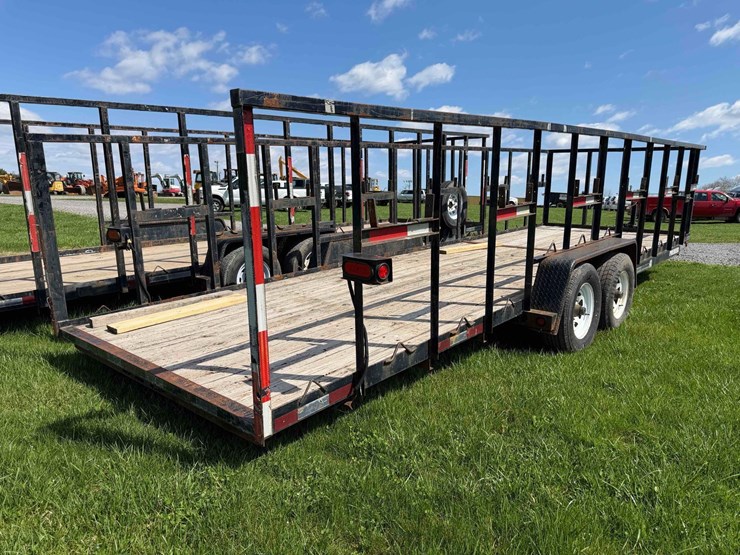 2012-premier-24’-tandem-axle-trailer-image-4