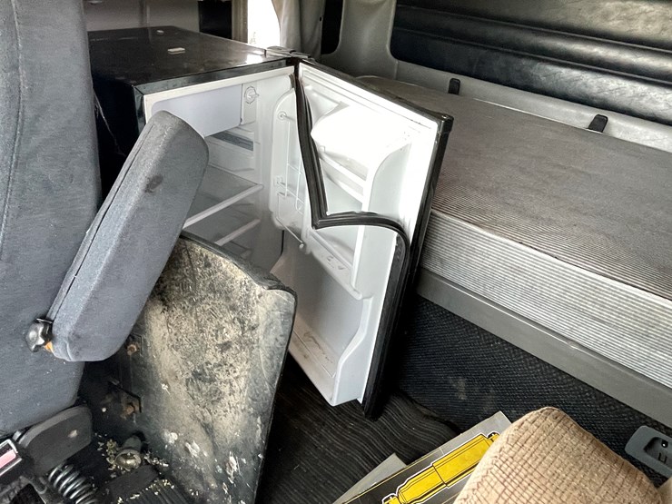 2002-caterpillar-c15-image-70