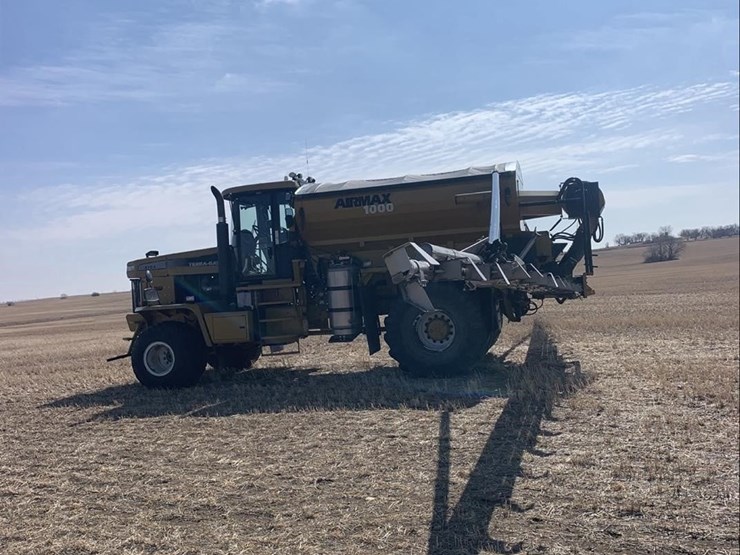 ag-chem-terra-gator-8104-image-8