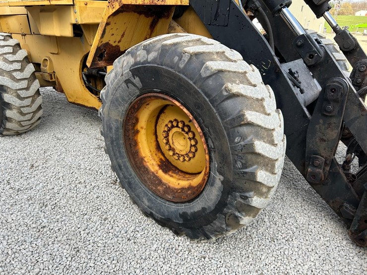 caterpillar-it28f-image-11