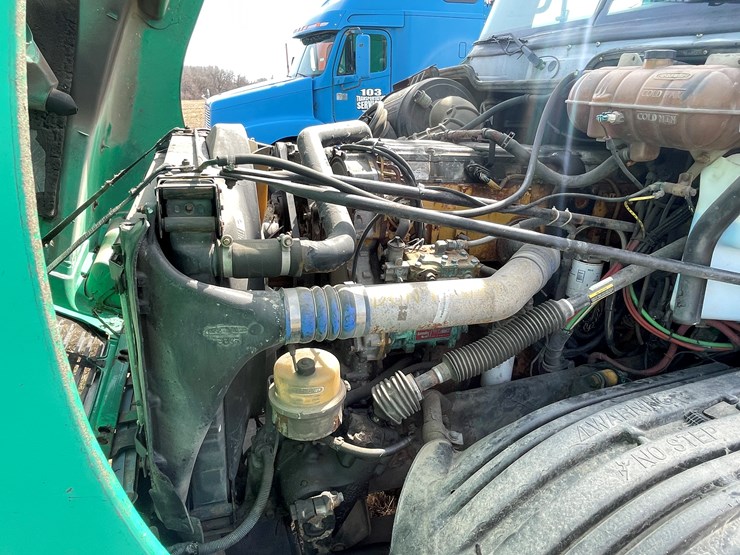 2002-caterpillar-c15-image-51