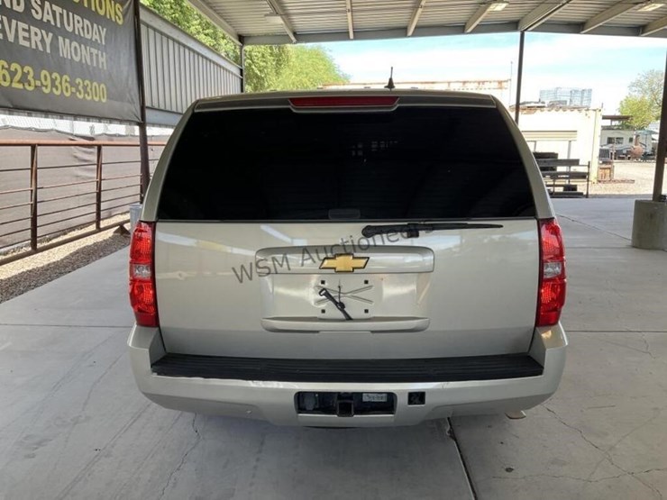 2012-chevrolet-tahoe-image-6