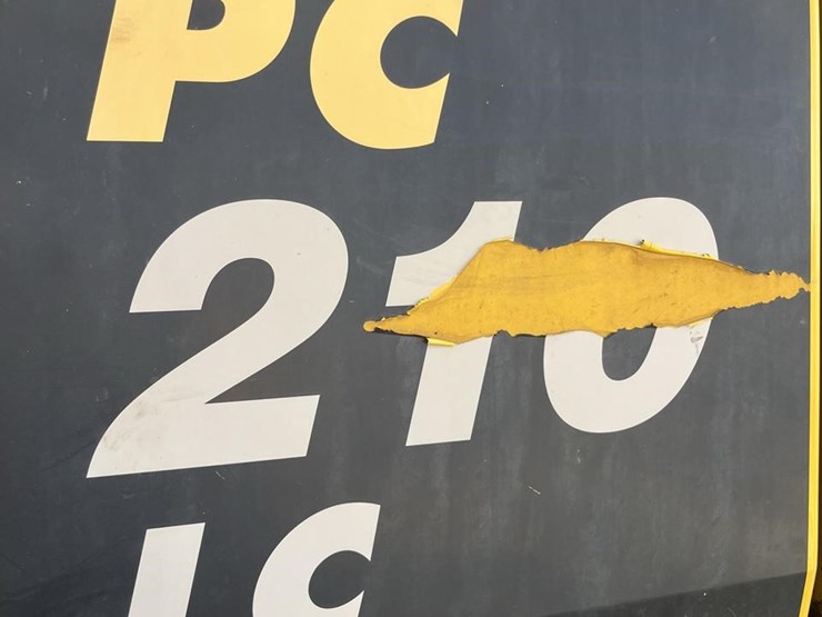 2018-komatsu-pc210-lc-11-image-14