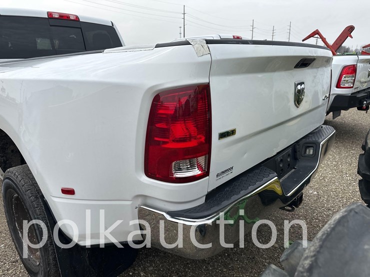 2018-ram-3500-slt-image-12