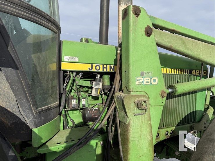 1987-john-deere-4250-image-16