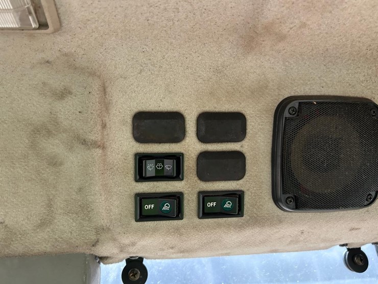 kubota-m105s-image-26