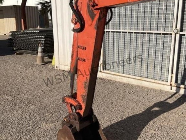 kubota-kx71-image-9