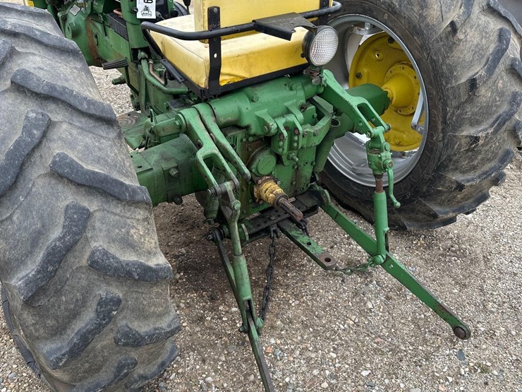 john-deere-420-image-9