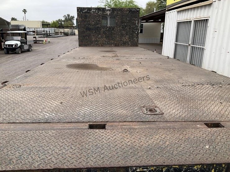 1996-freightliner-fl70-image-11