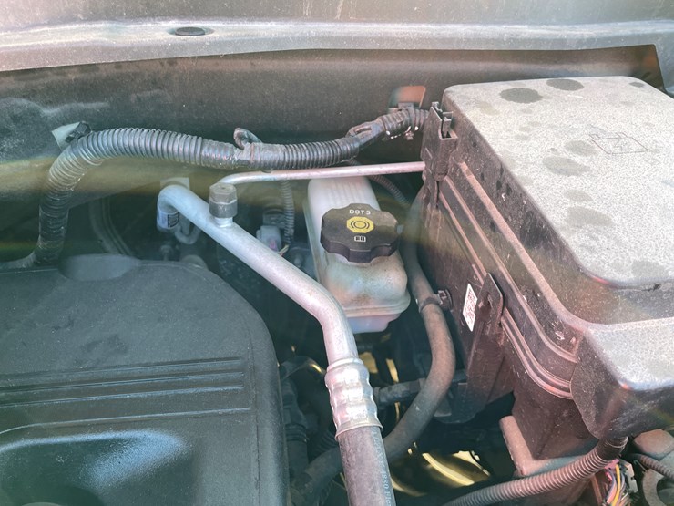 2013-chevrolet-equinox-image-73