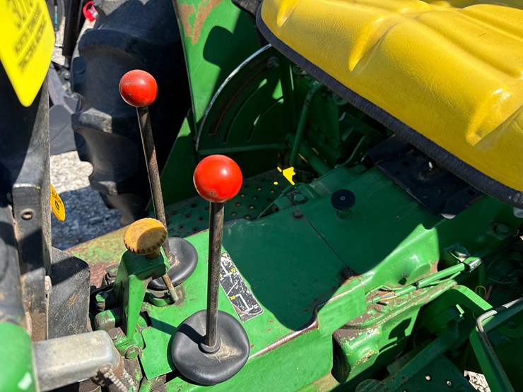 john-deere-2150-image-5