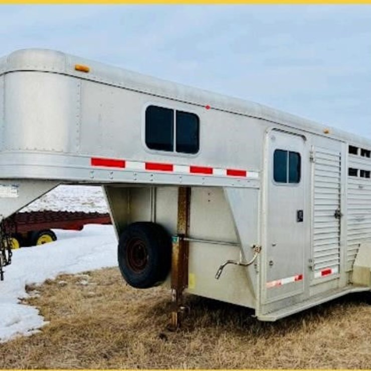 2001 FEATHERLITE 16 ft