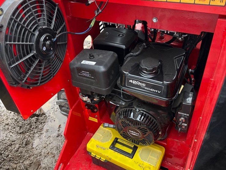 new-sdlool-co-stand-on-mini-skidloader-model-sl323w-image-3