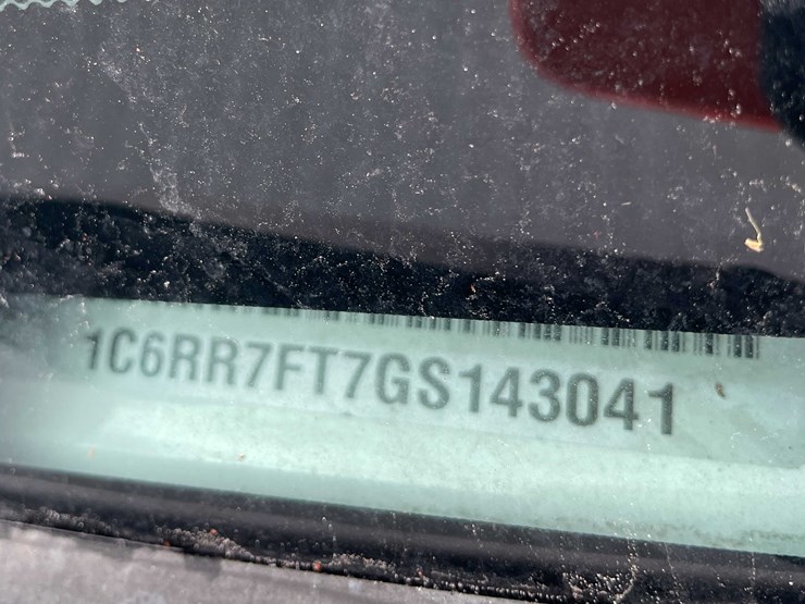 2017-dodge-1500-image-35