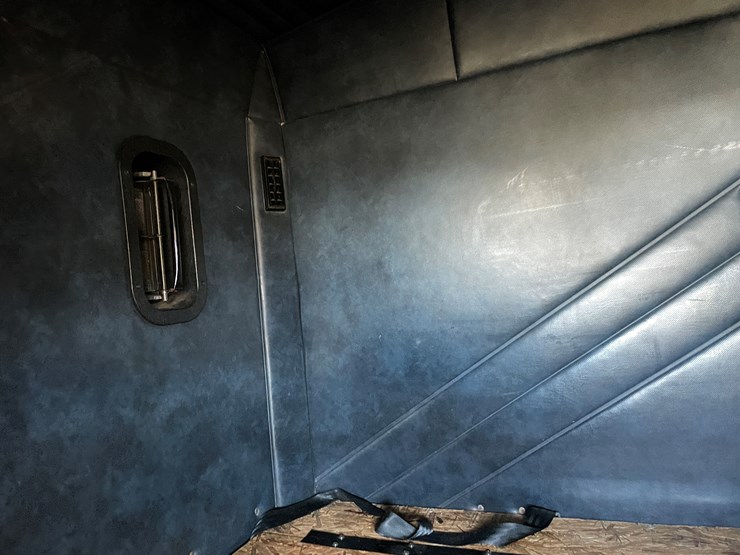 #400-•-1997-mac-ch600-semi-(has-wi-title)-image-101