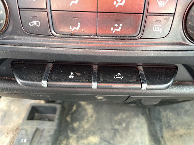 2014-chevrolet-1500-image-72