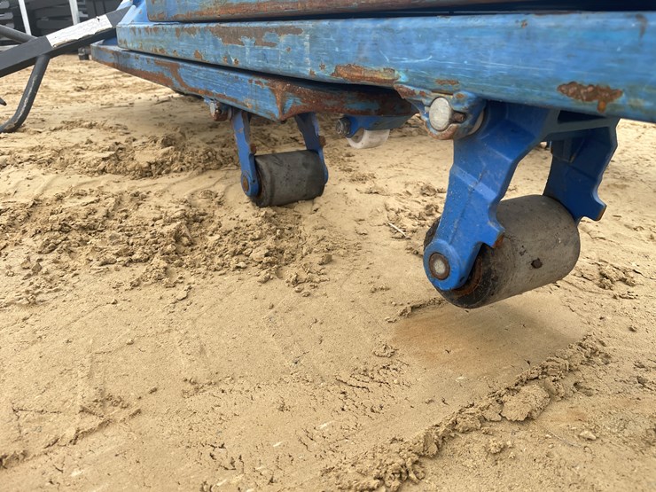 #3919-•-(3)-lift-rite-5,500-lbs.-pallet-jacks-image-19