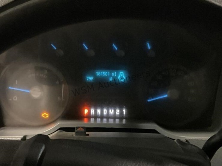 2014-ford-f350-image-17