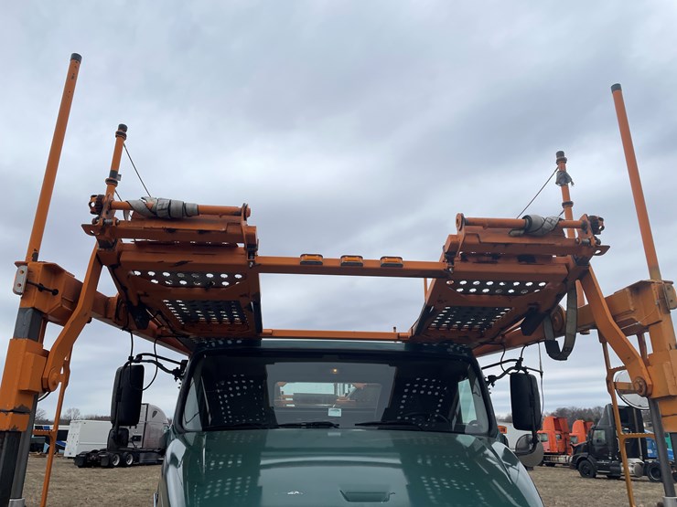 #110-•-2014-volvo-car-hauler-semi-and-trailer-(has-wi-title)-image-14