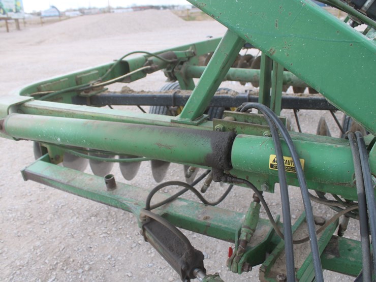 john-deere-220-image-19