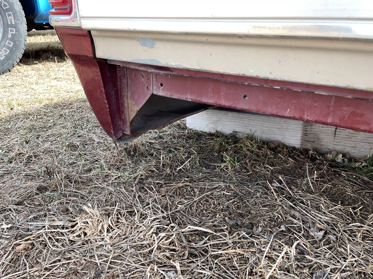 #10731-•-1985-dodge-8'-pickup-box-image-14