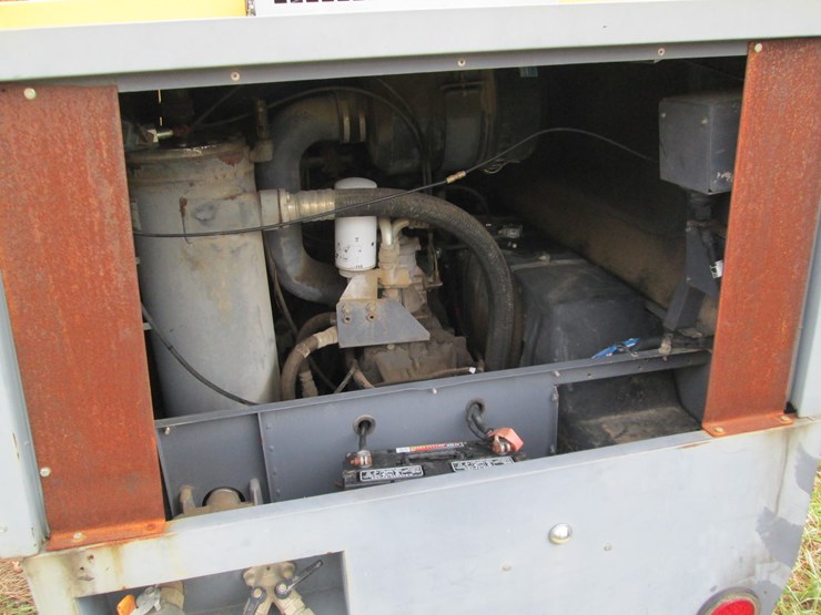 2013-deere-tires-image-12