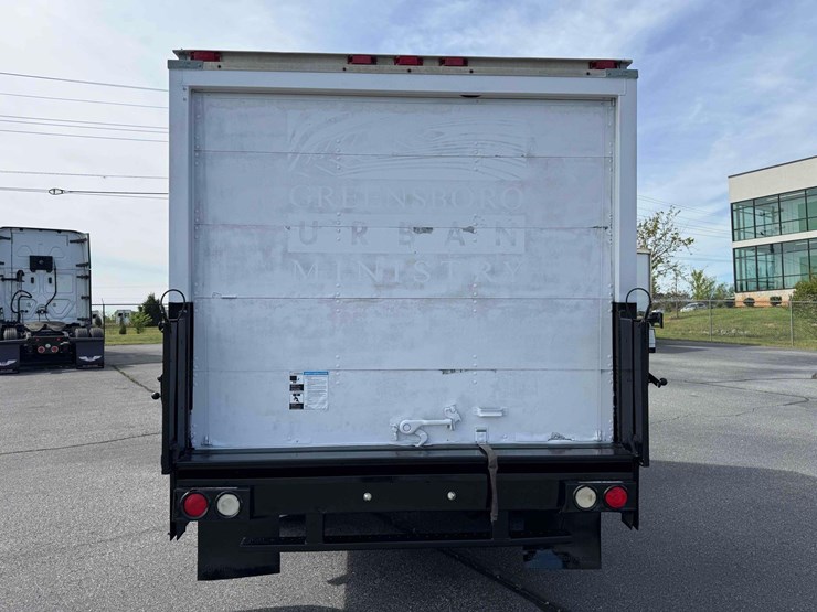 2009-chevrolet-3500-image-4