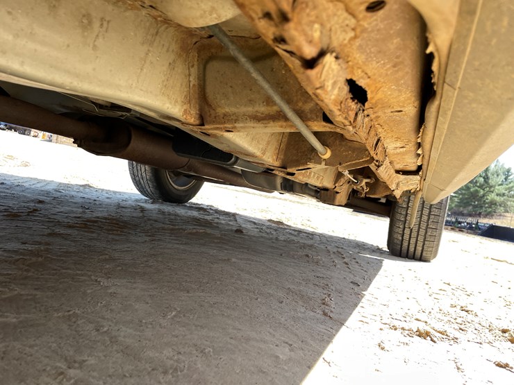 2013-chevrolet-equinox-image-64