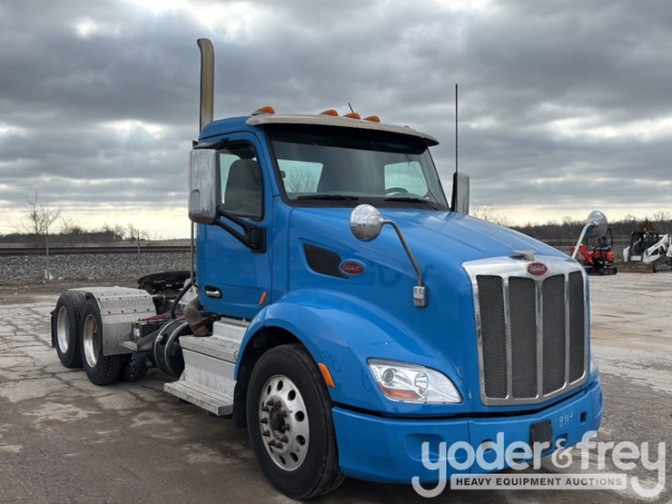 2018-peterbilt-579-image-62