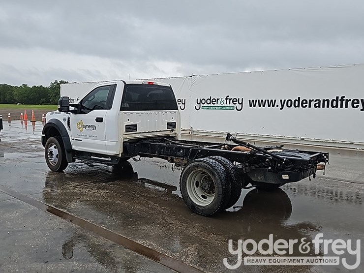 2018-ford-f550-xl-image-3