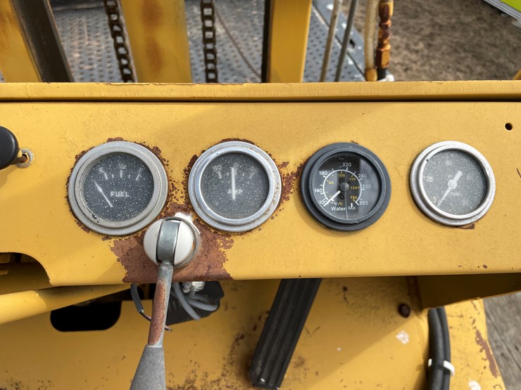 #170-•-baker-5000-lbs.-gasoline-powered-forklift-image-16