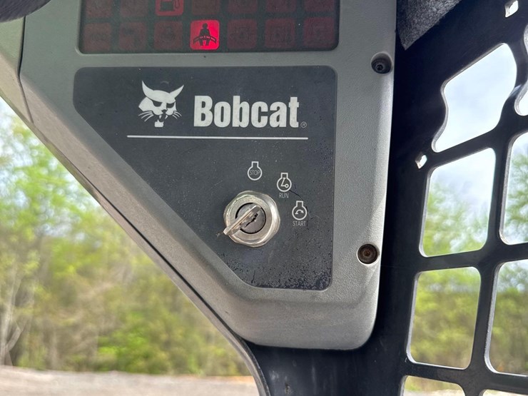 2007-bobcat-s250-image-24