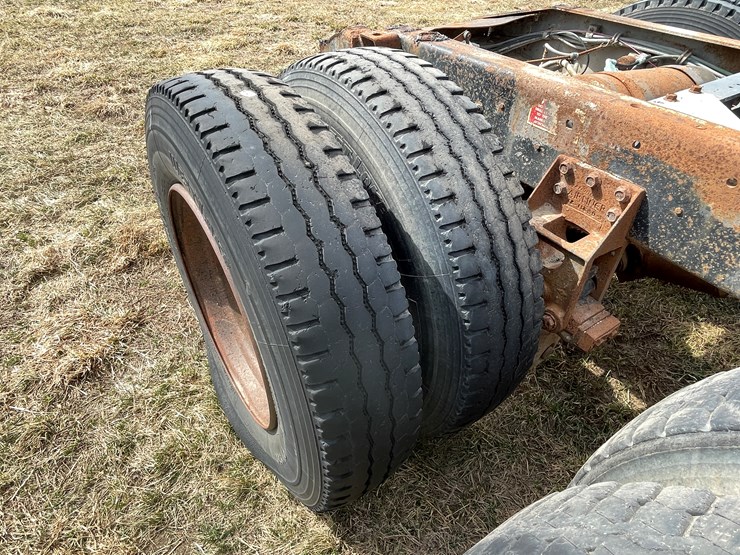 1982-caterpillar-3406-image-37