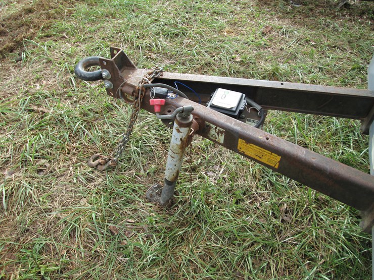 2013-deere-tires-image-25