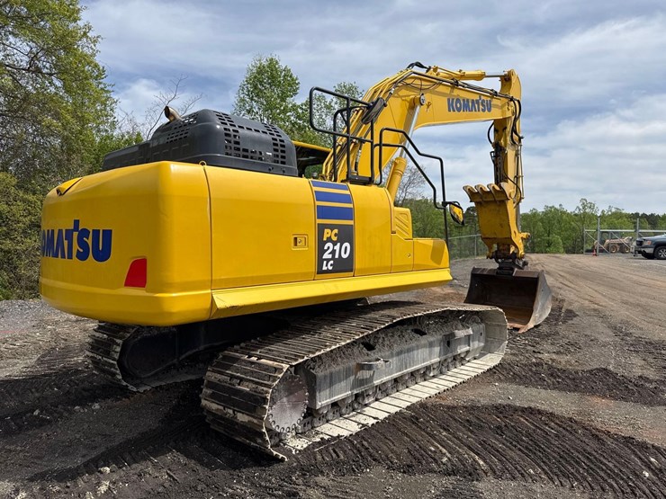 2021-komatsu-pc210-lc-11-image-6
