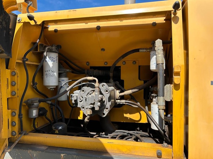 volvo-ec210cl-image-13