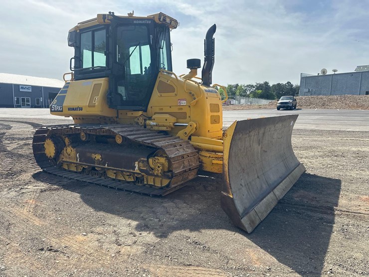 2021-komatsu-d51pxi-24-image-8