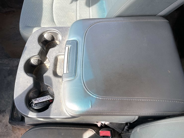 2015-dodge-2500-image-87