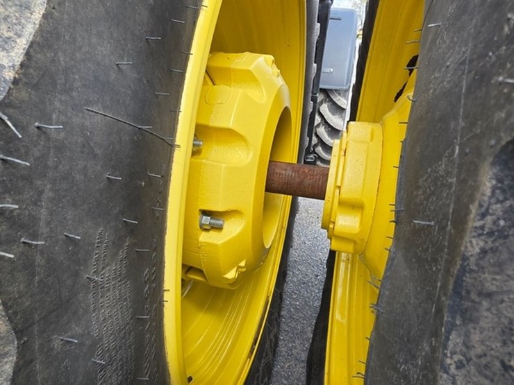 2021-john-deere-6230r-image-24