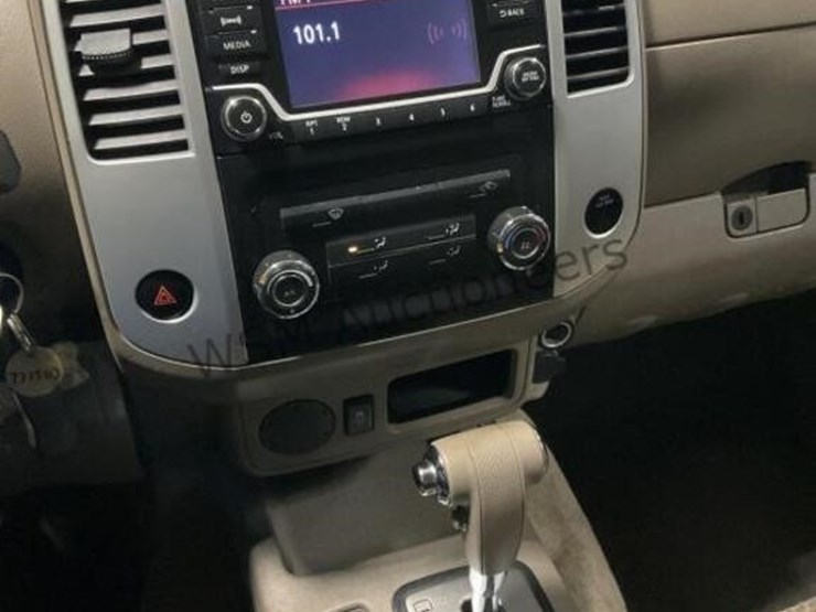 2015-nissan-frontier-image-20