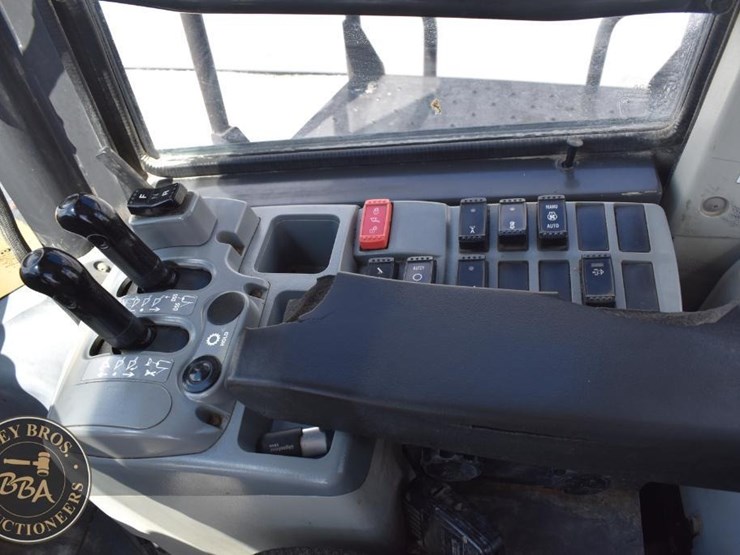 2015-kawasaki-95z7-image-43