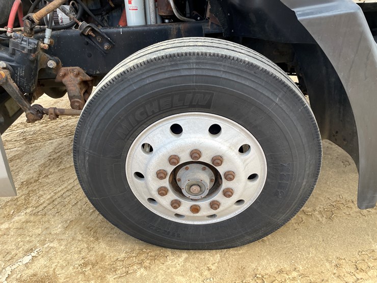 #400-•-1997-mac-ch600-semi-(has-wi-title)-image-107