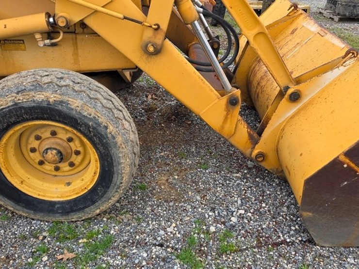 1990-case-480f-image-28