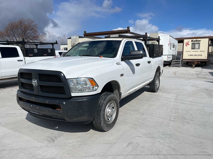 2016-dodge-2500-image-1