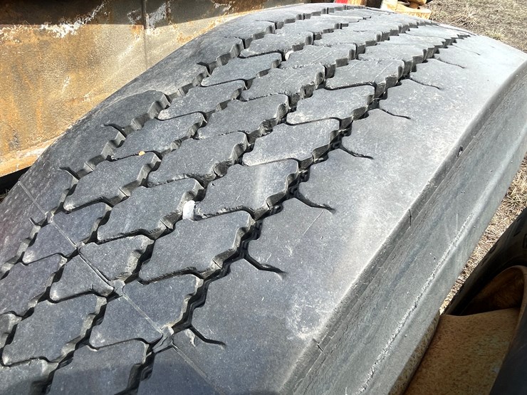 1983-fruehauf-semi-image-20