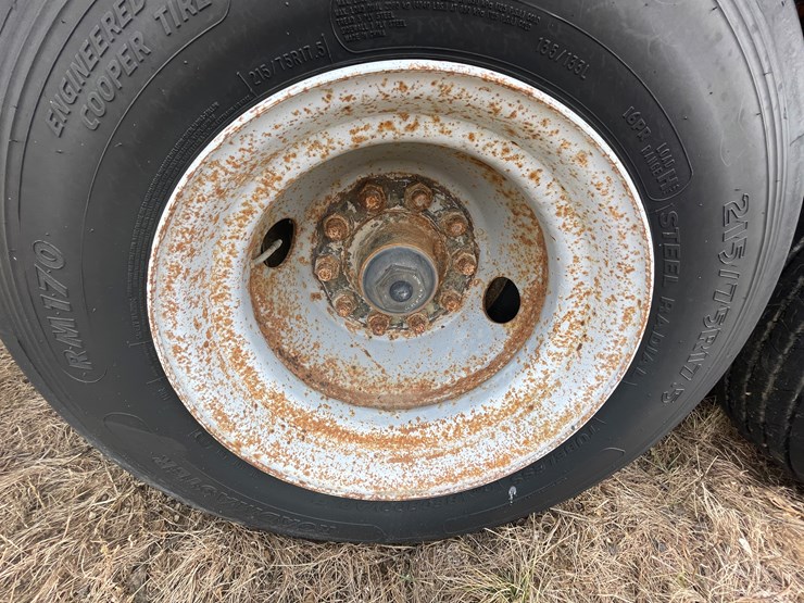 #156-•-2001-k-&-w-trailers-pintle-hitch-trailer-(has-wi-title)-image-35