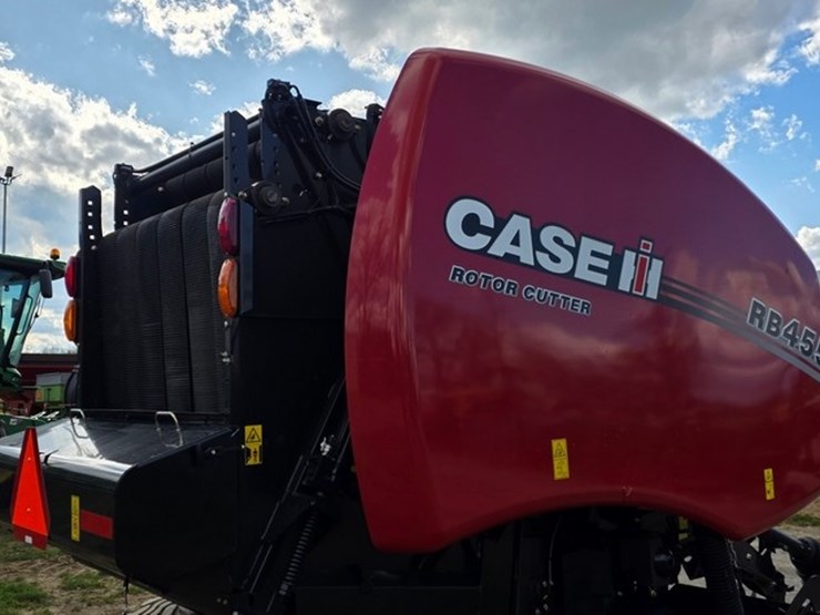 2023-case-ih-rb455-image-12